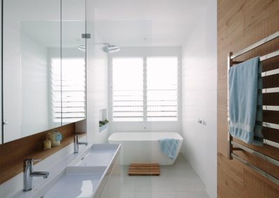 Bathroom with Breezway Louvres